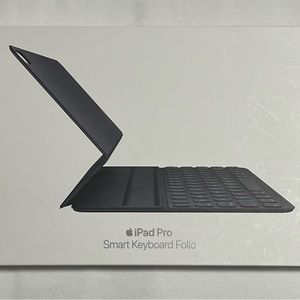 Apple Smart Keyboard Folio for 11 inch iPad Pro